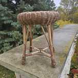 Sprzedam taboret wiklinowy