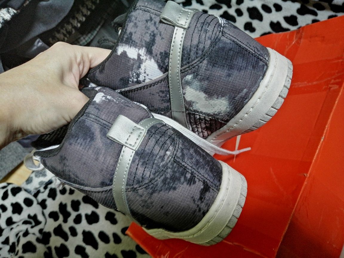 NIKE DUNK SKY HI _ Sneakersy Półbuty W sportowym stylu Na Podwyższeniu