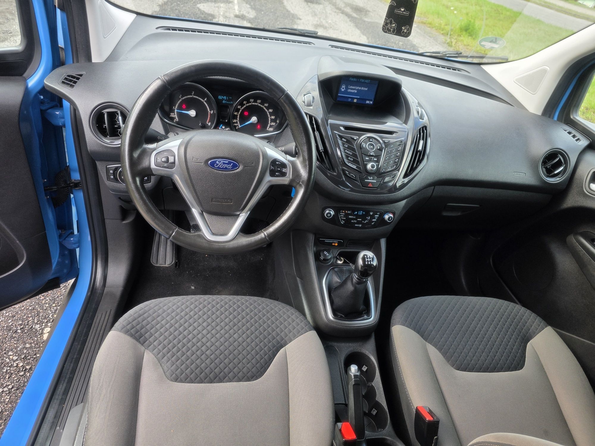 Ford TOURNEO Curier 1.5 TDCi ! Bogate wyposażenie ! z Niemiec !