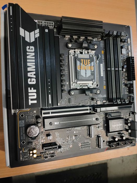 Материнська плата на гарантії нова ASUS TUF GAMING B850M-E WIFI