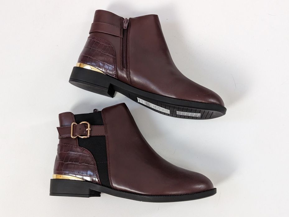 Nowe botki ze złotymi okuciami klamerką gumką Dorothy Perkins 39