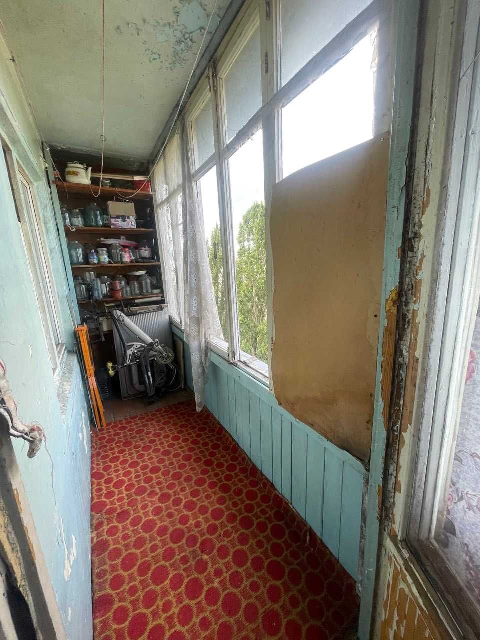 здається однокімнатна квартира ,метро Лісова