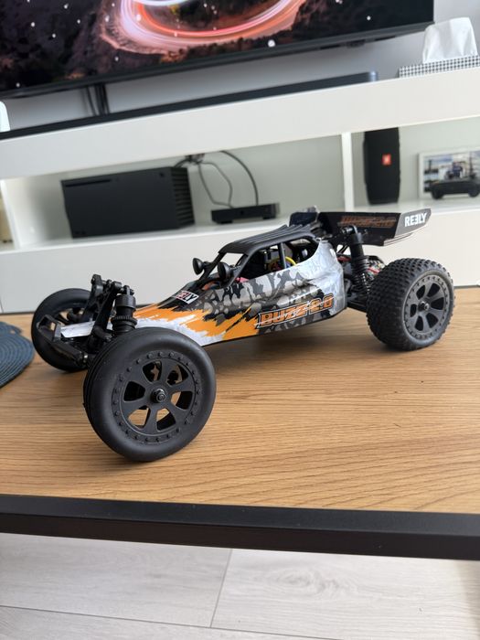Model RC Reely Buzz 2.0 2WD elektryczny skala 1/10 | Zadbany | Zestaw!