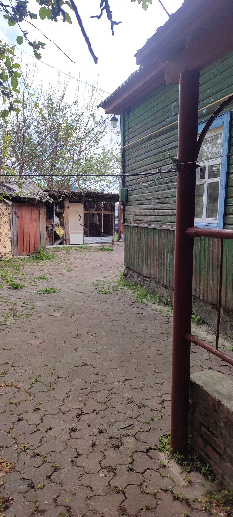 Гарний будинок для житла в Анисові.
