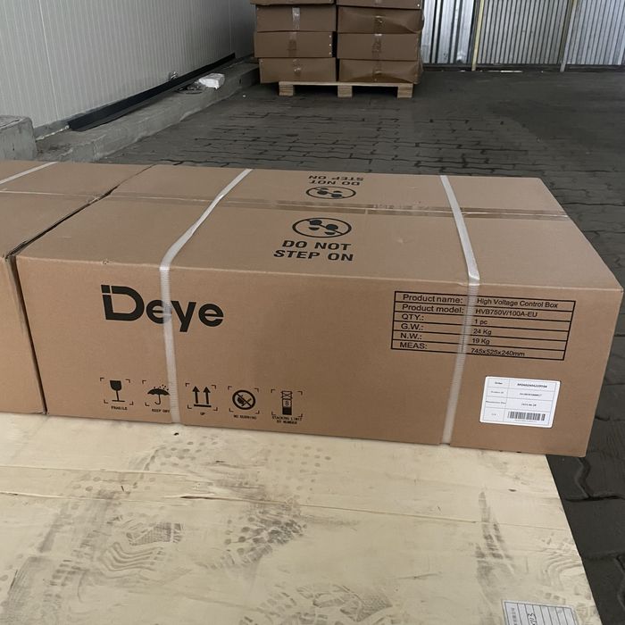Deye SUN-50K-SG01HP3-EU-BM4 Гібридний інвертор 50кВт 3 фази 4MPPT HV