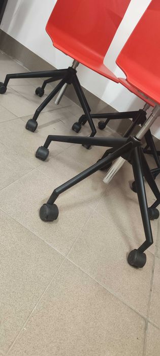 Krzesło biurowe / barowe