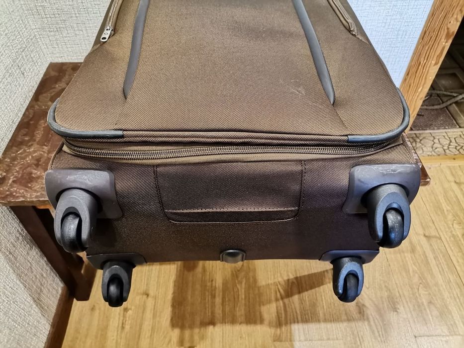 Samsonite 70см валіза велика середня чемодан средний большой