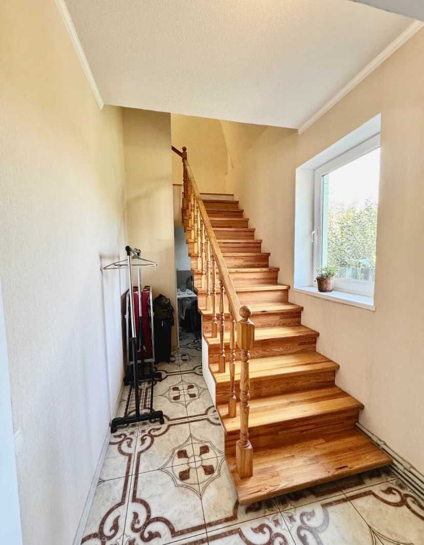 Продам хороший дом на Немышле ,180 м2 с ремонтом (код 5215)