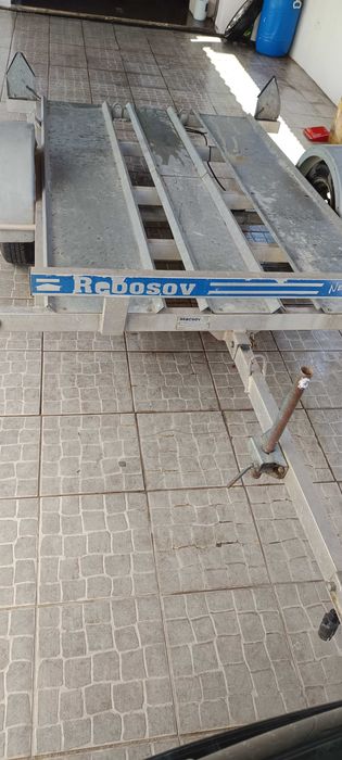 Segue para venda Honda CRF 250R black edition com o reboque