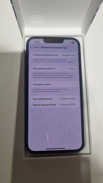 iPhone 16e 128 GB — чорний, демонстраційний, у відмінному стані
