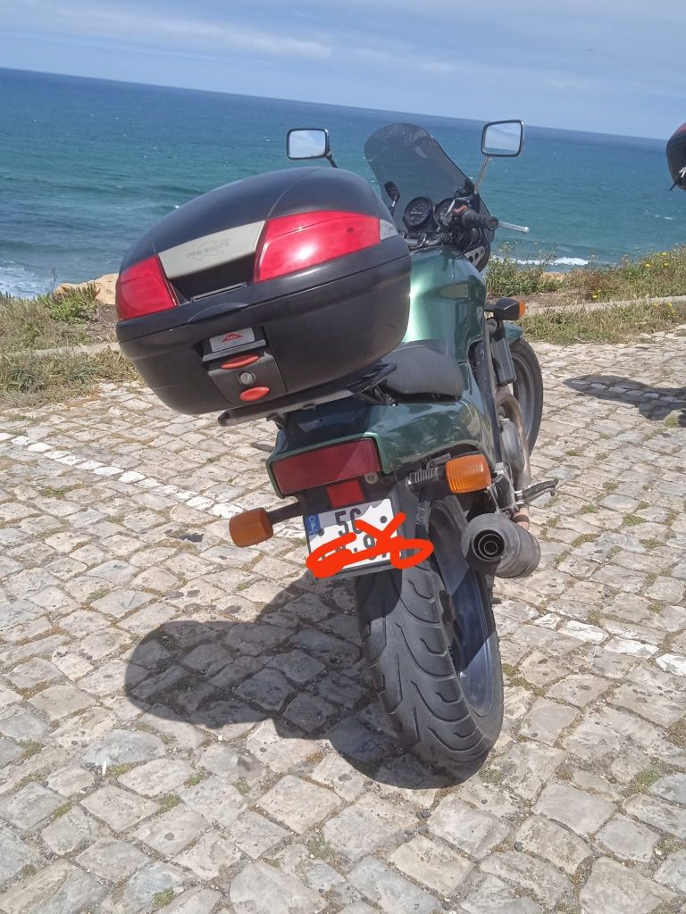 Honda ntv 650 em bom estado