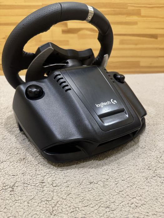 Хороший стан. Ігрове кермо Logitech g920 PC / PS