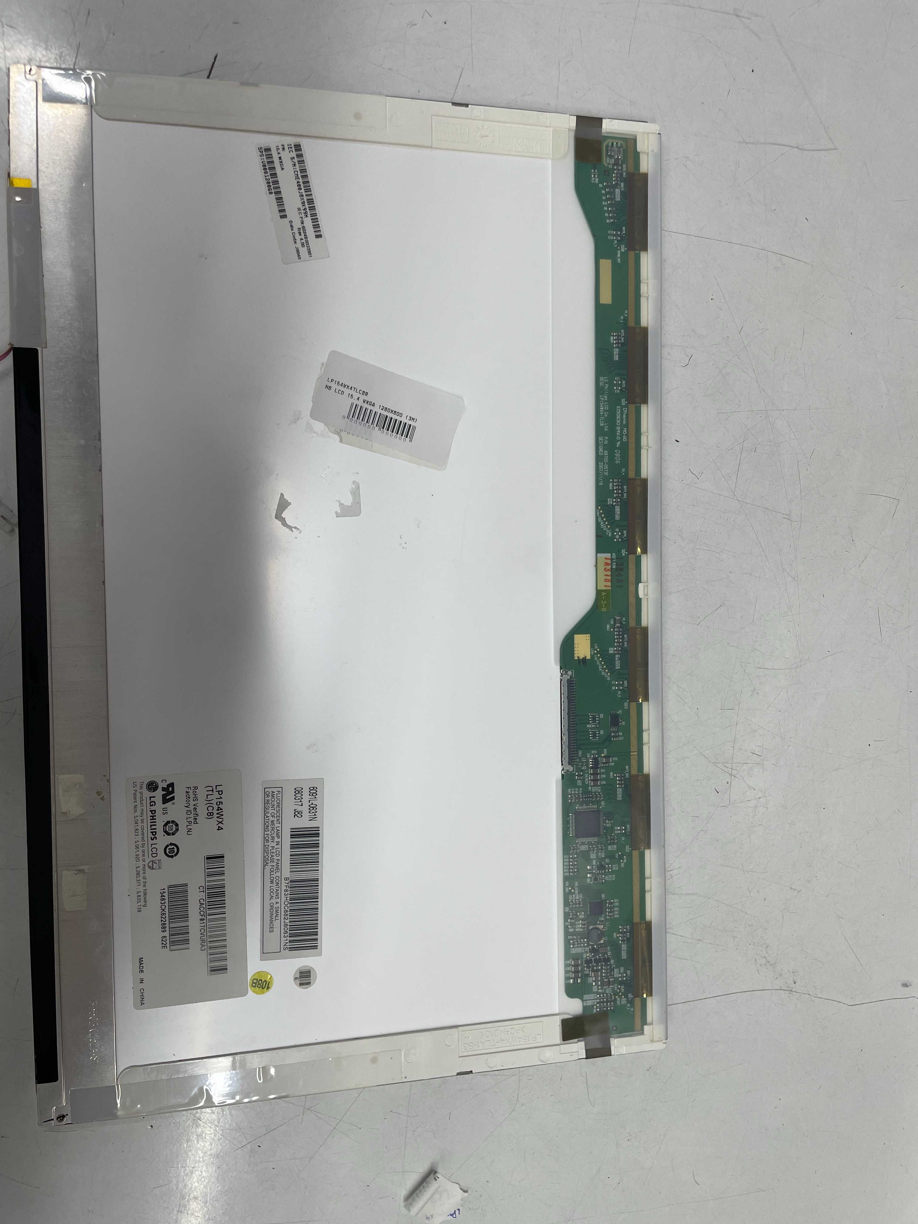 LP154WX4TLC8R NB LCD 15.4 WXGA 1280x800 (3M)
