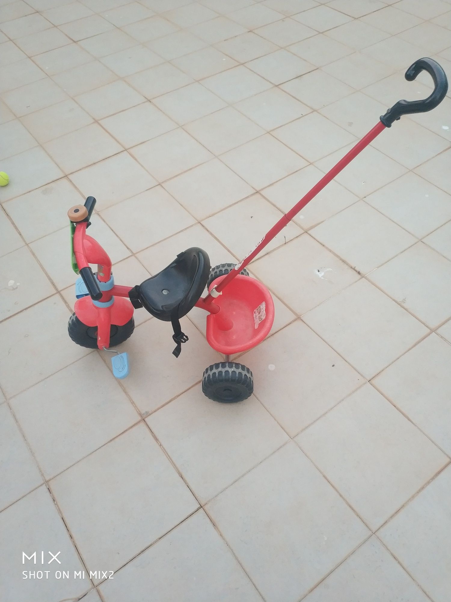 Triciclo de criança