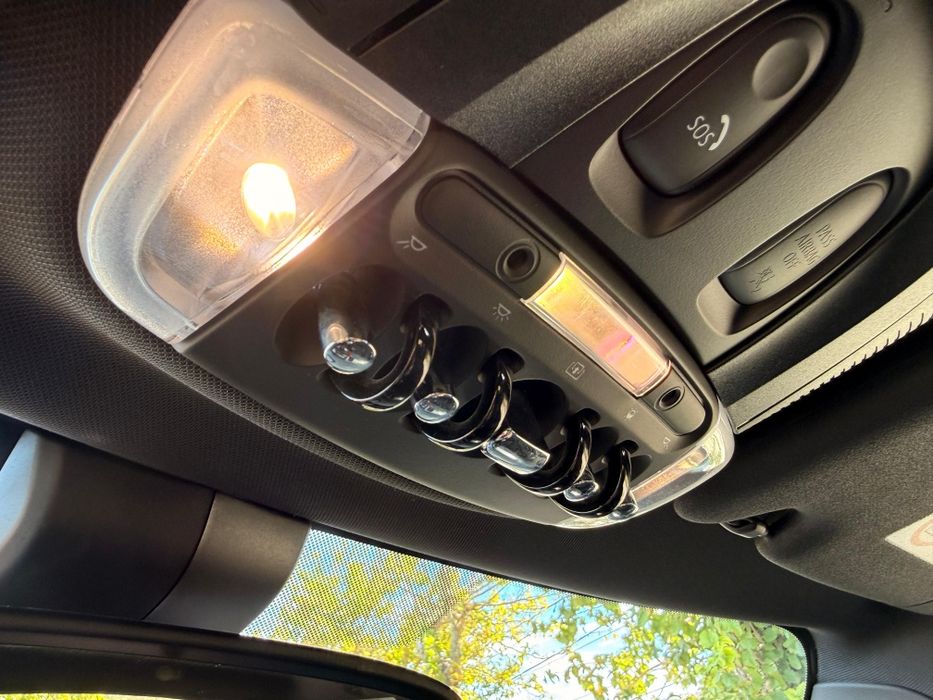 Mini Cooper SE Yours - IVA dedutível