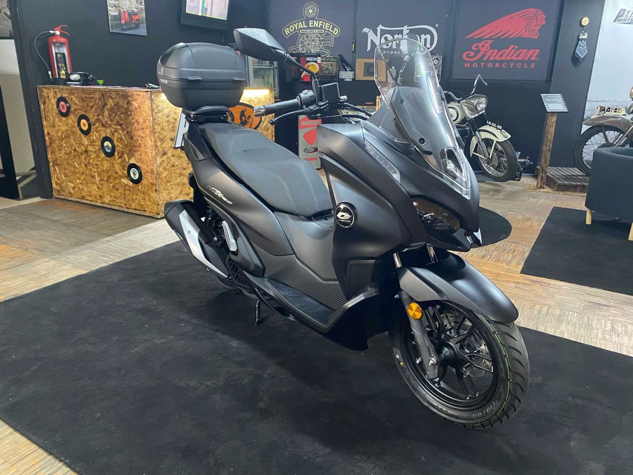 QJ MOTOR MTX 125