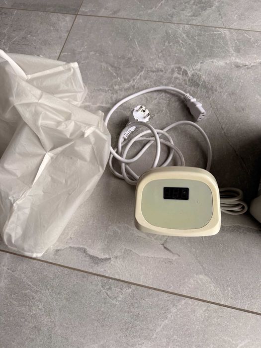 Liczarka banknotów Laura 800UV z wyświetlaczem, używana sprawna.