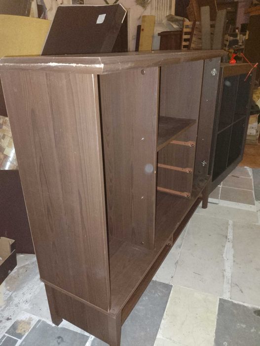 Szafki szt 2 . 38 x 103 x 106 cm i 42x125x150 cm/za obie