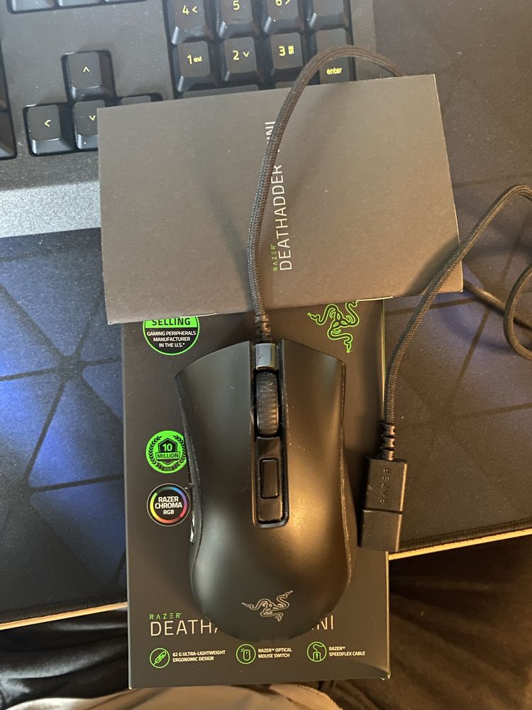 Мышка Razer Deathadder V2 mini (razer)