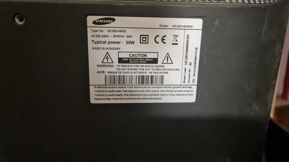 Telewizor Samsung 32 UE32EH4000 sprawny