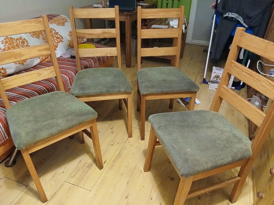 krzesła sosnowe 4szt