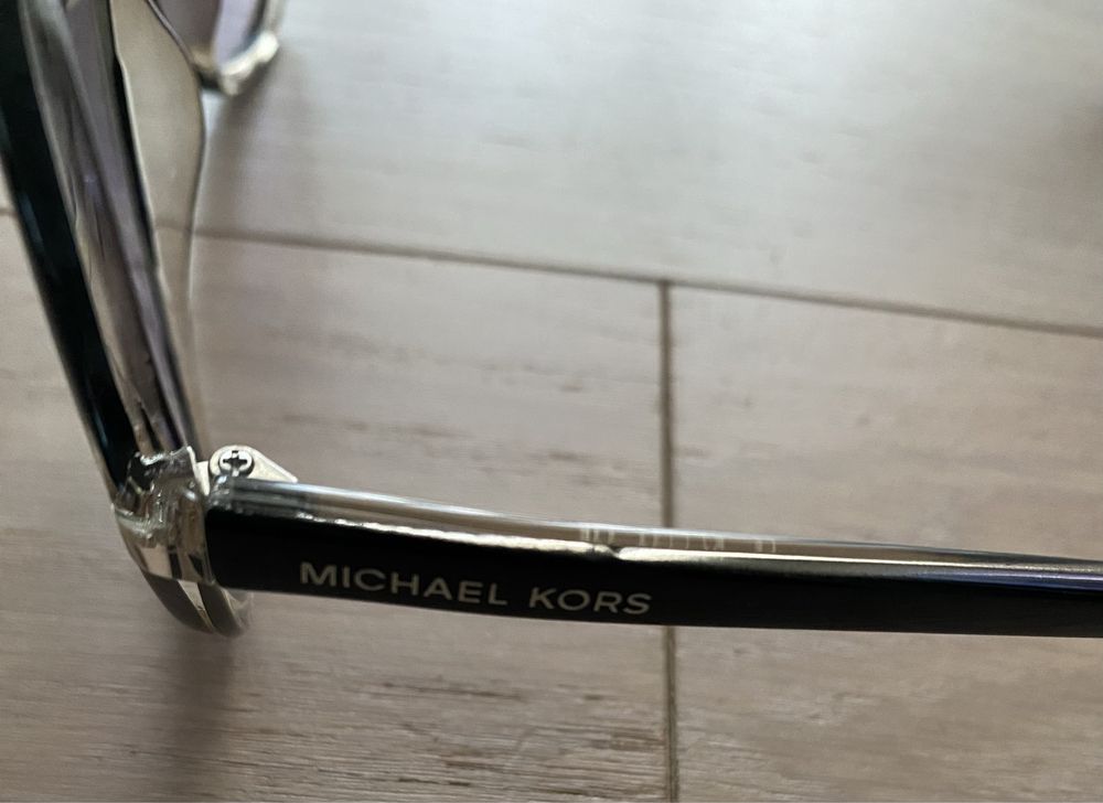 Oryginalne okulary przeciwsłoneczne Michael Kors