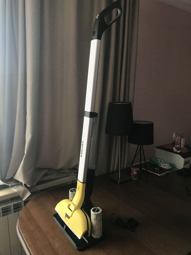 Миючий пилосос Karcher EWM2 (Електрошвабра)