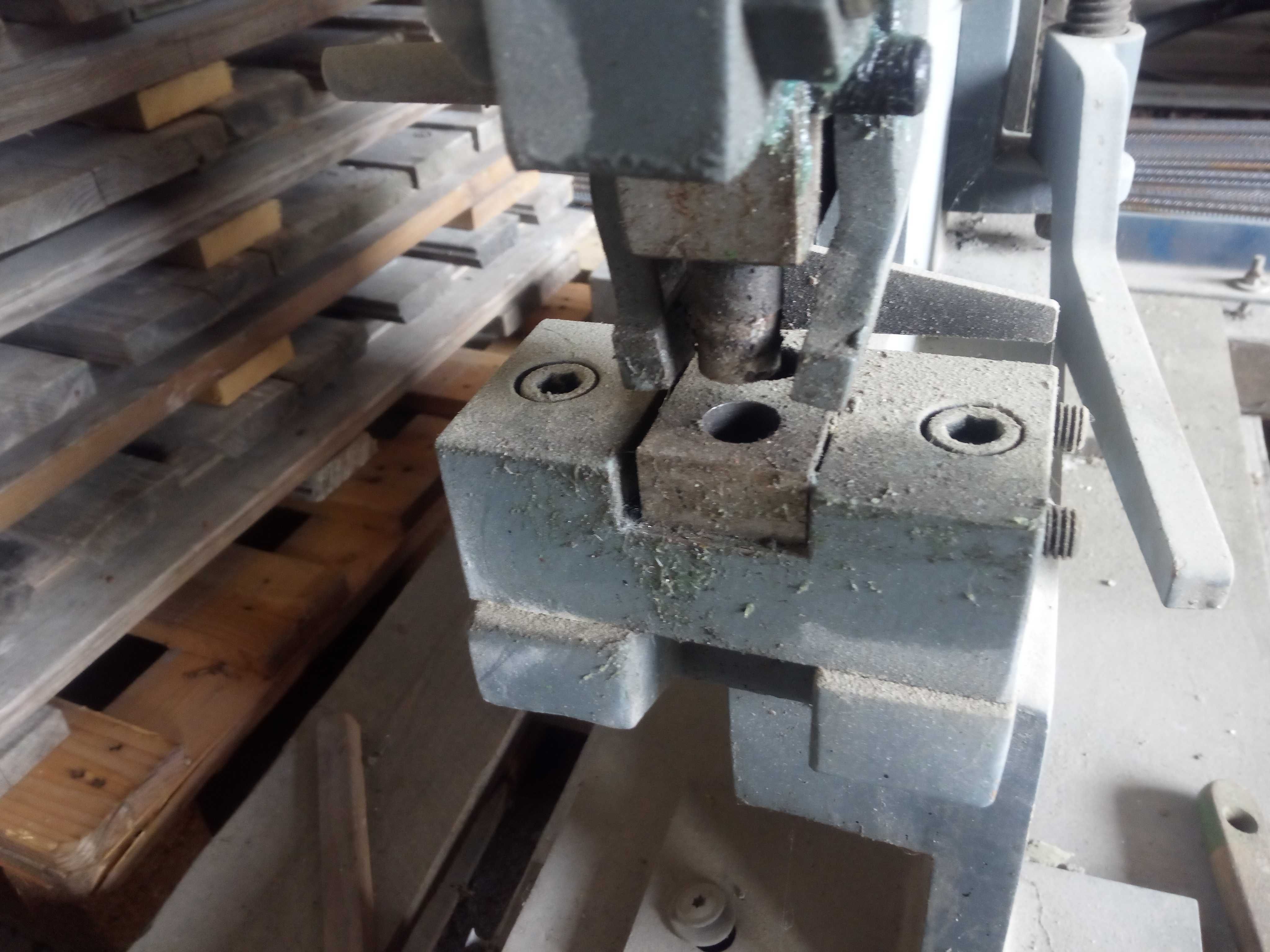 Nożyce gilotynowe ręczne do prętów 22 mm ,blachy 10 mm .Jak Nowe