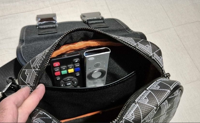 Lacoste Pouch / Clutch The Blend