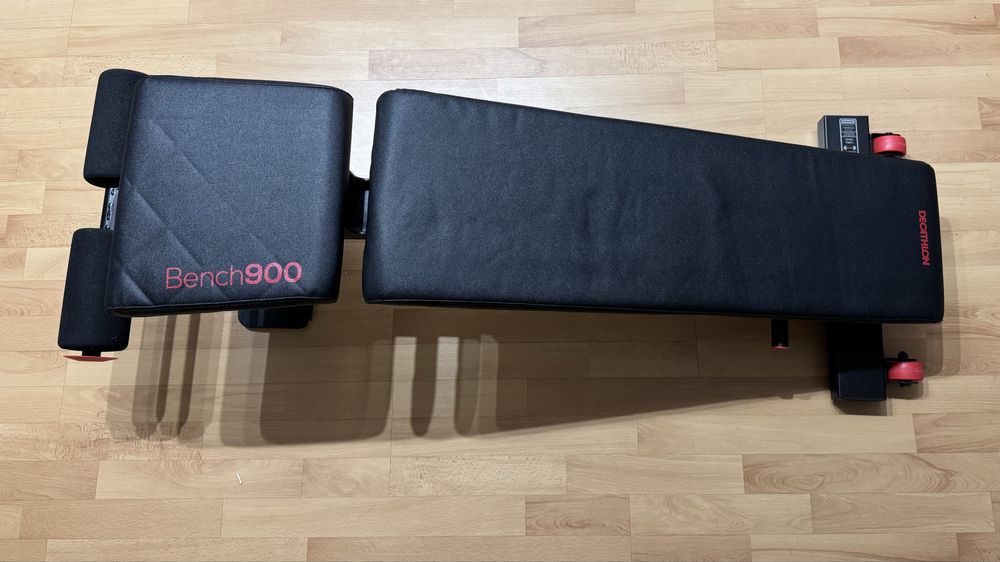 Ławka do treningu siłowego Corength Bench 900 firmy Decathlon