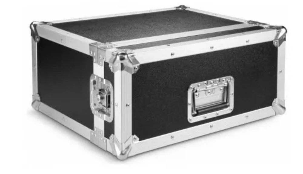 Cameo Instant Fog 1700 T Pro Wytwornica dymu DMX maszyna