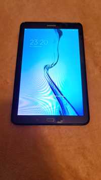 Планшет Samsung Galaxy Tab E