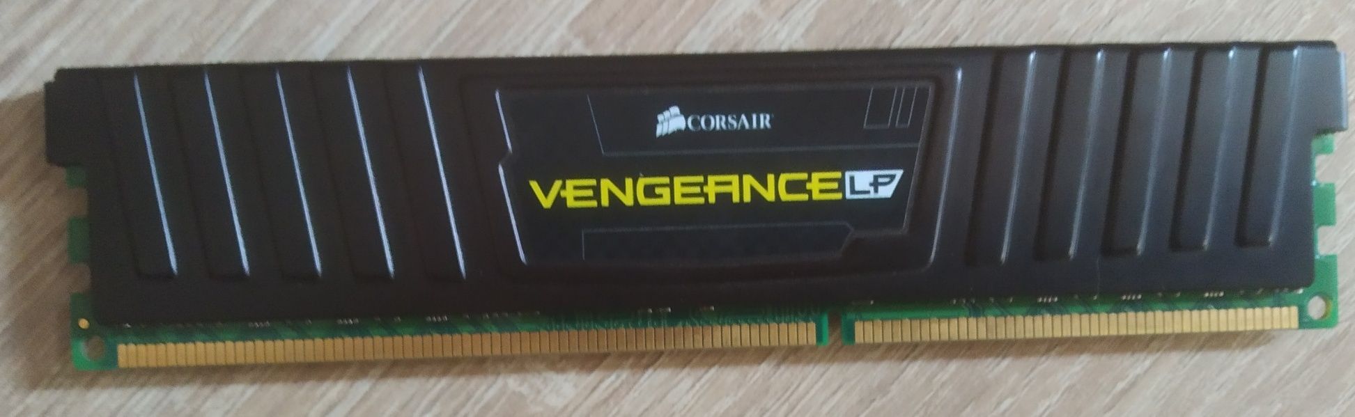 Оперативна пам'ять DDR3 1600