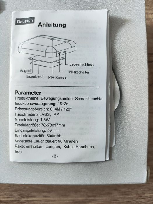 Lampka nocna do garderoby, łazienki lub sypialni