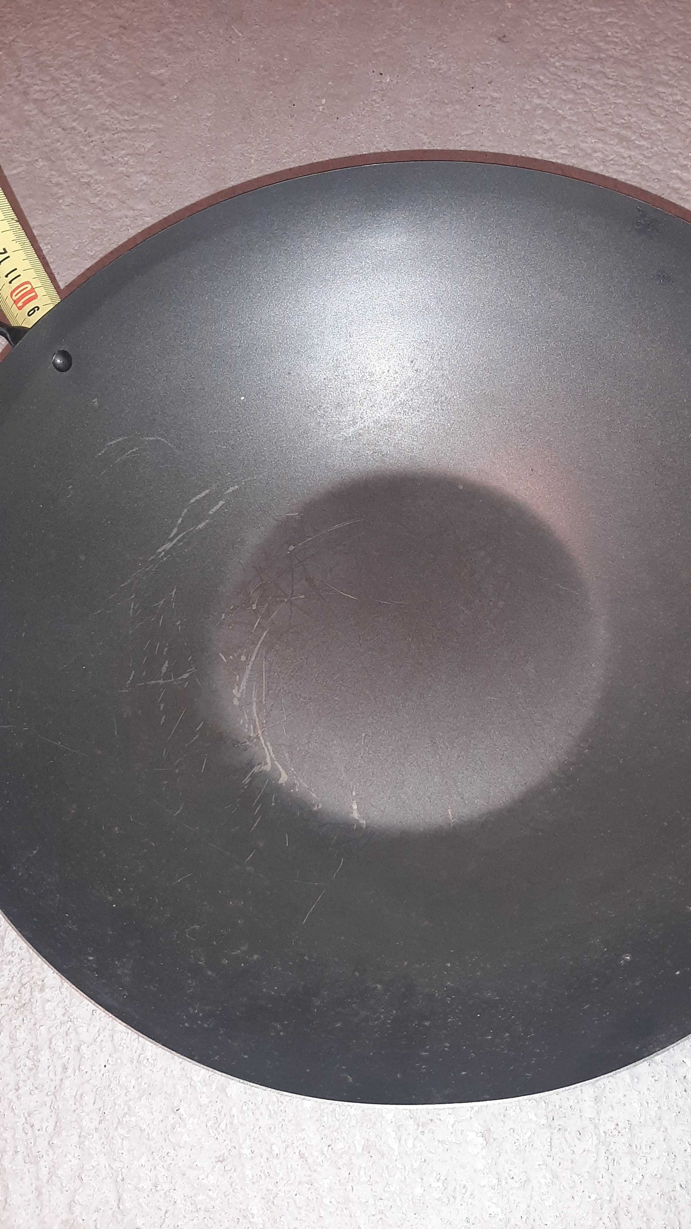 Frigideira tradicional de aço de carbono forjado à mão