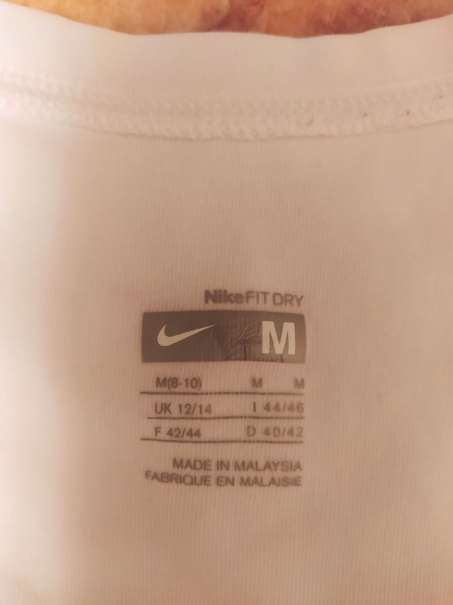 Футболка Nike,  розмір M