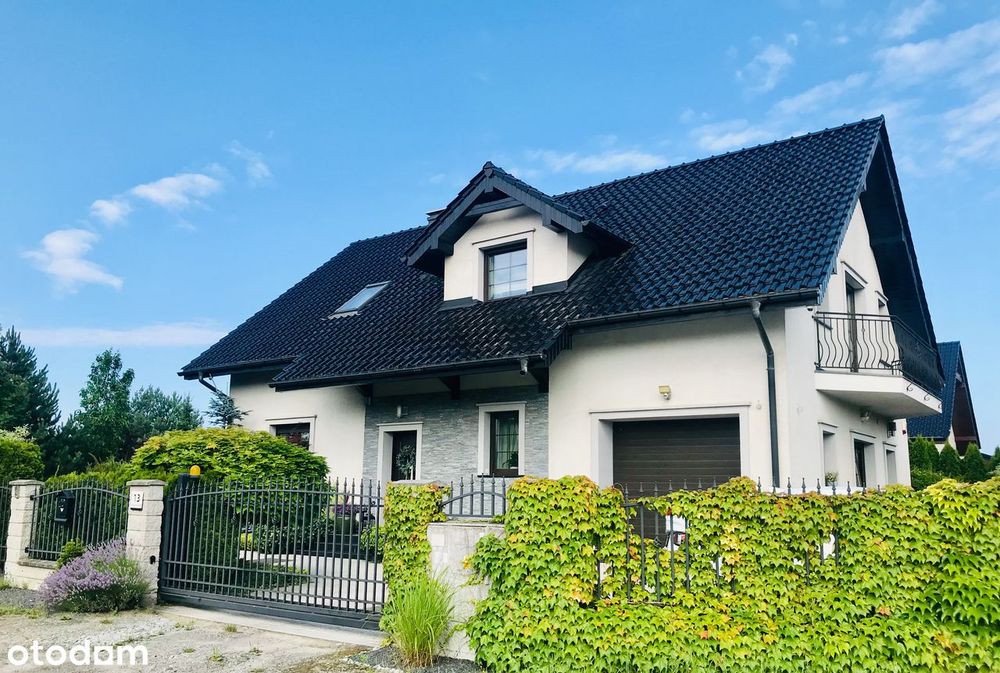 Wyjątkowy dom w Chrząstawie Małej pod lasem