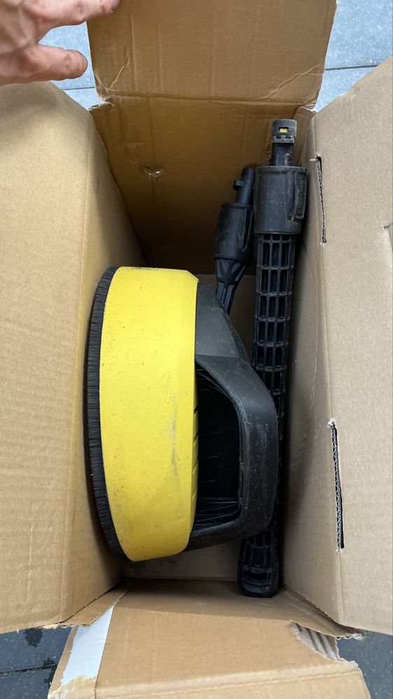 Myjka cisnieniowa Karcher K5 + szczotka do kostki