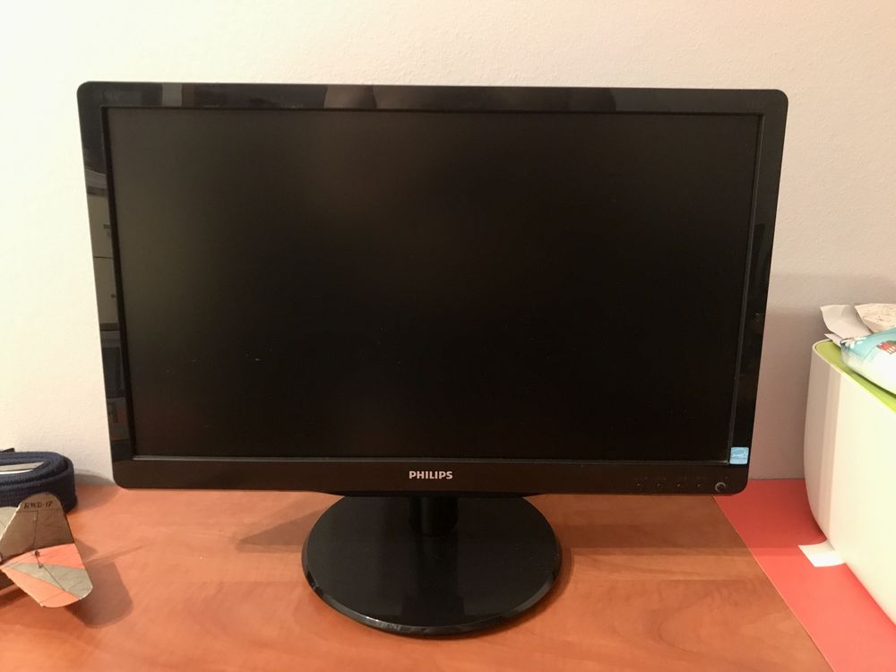 Monitor Philips 196v4l