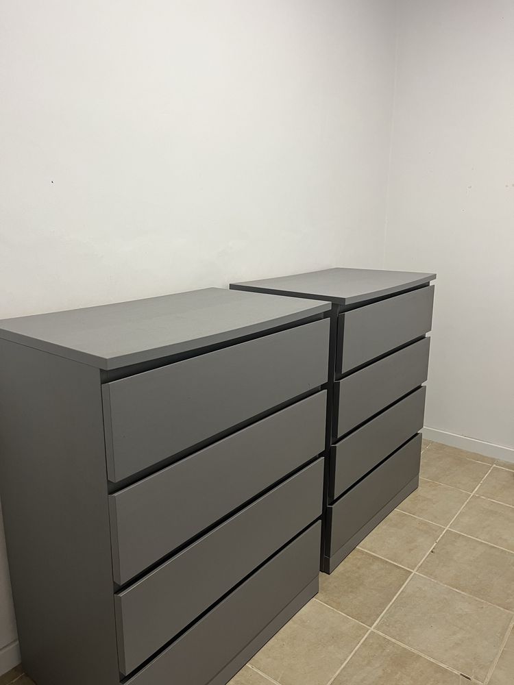 2 Cômodas  + 2 mesa de cabeceira