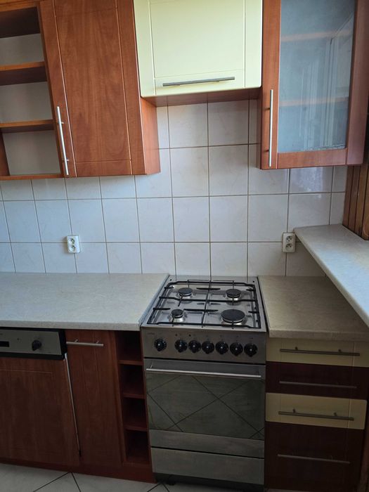 Wynajmę i 3 pokojowe w Nowogardzie