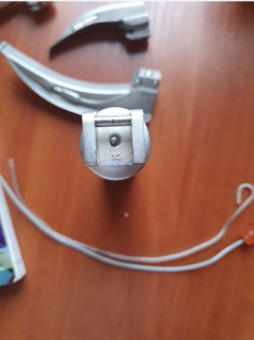 Ламповий ларингоскоп