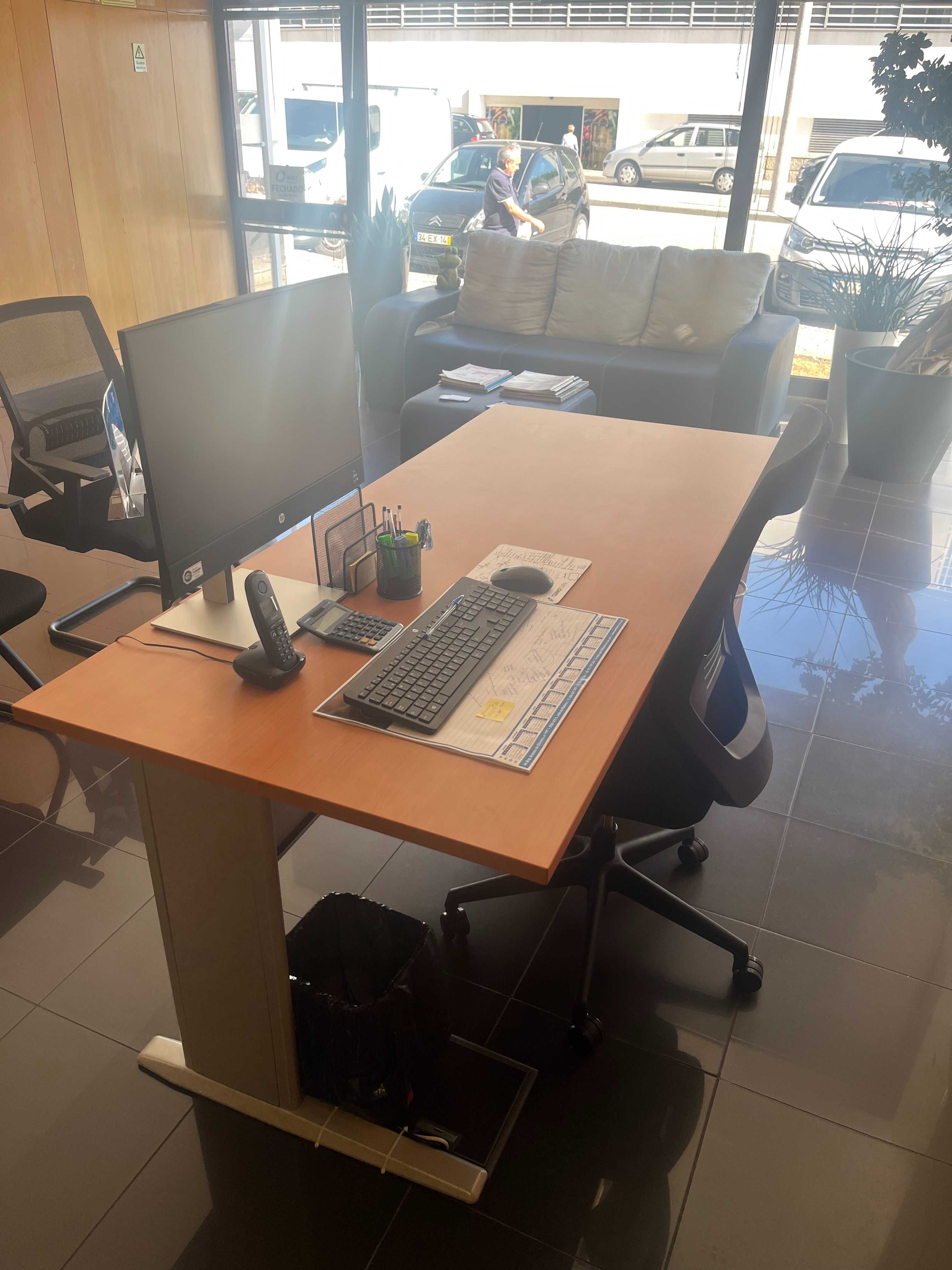 Mesa de escritório