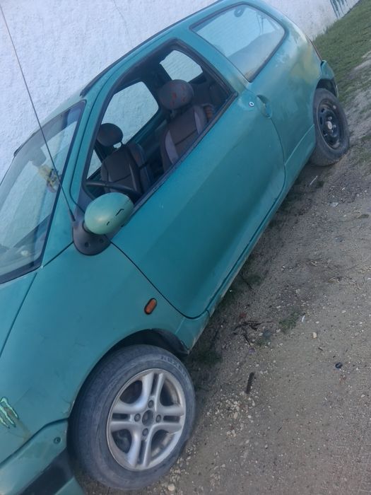 Carro sem documentos para pecas