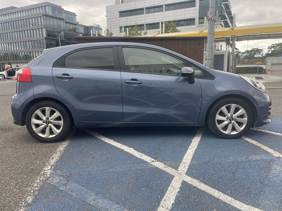 Kia rio 1.2 bezna bogate wyposarzenie maly orginalny przebieg z danii