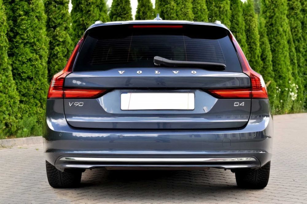 Volvo V90 D4 Geartronic Inscription      2021