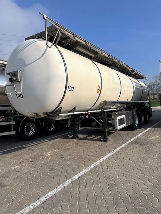 TSA 33.3  Feldbinder TSA 33 . 3 Cysterna Feldbinder VanHool Magyar LAG