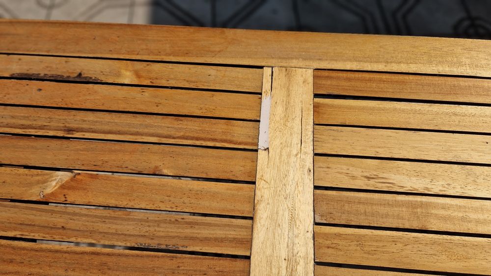 Stół ogrodowy drewniany