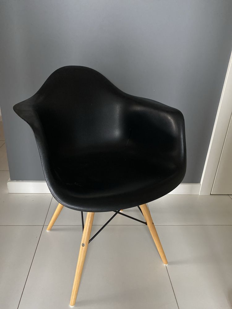 zestaw krzesel ikea 6 bialych, 2 czarne