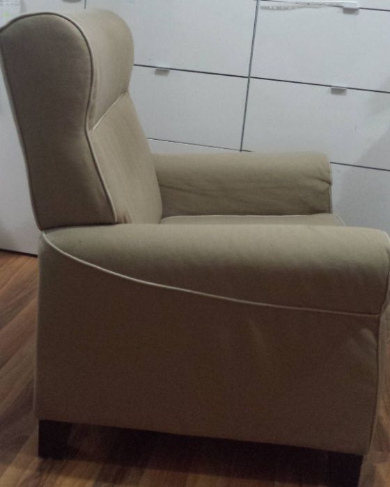 Cadeirão/Sofá individual reclinável